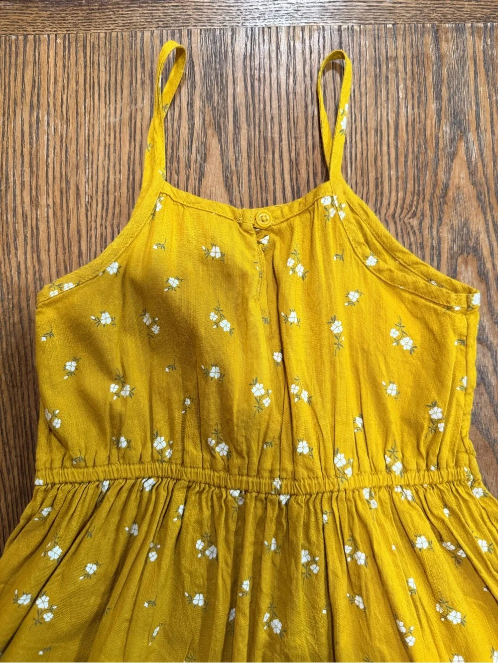 Old Navy lightweight sleeveless